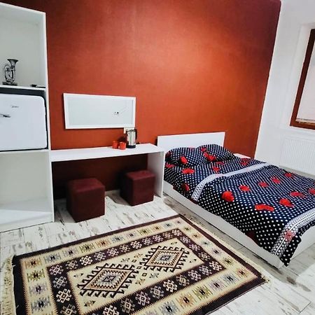 Lovely Guest House Tiflis Exterior foto